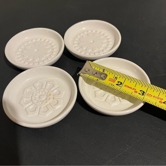 IKEA Dip Dish Set of 4 White Sauce Dish 3.25" Salt Dish Medallion Pattern - Picture 2 of 3
